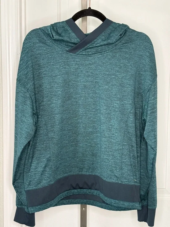 Mondetta Performance Luxury Pullover Hoodie - Picture 3 of 7